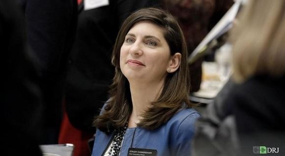 Stacey Cunningham becomes first woman to lead New York Stock Exchange in 226-year history